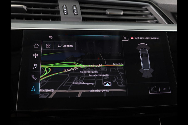 Audi e-tron e-tron 50 quattro Launch edition plus 71 kWh 313pk | Panoramadak | Lederen bekleding | Adaptieve cruise controle | Elektrisch verstelbare voorstoelen | Memory