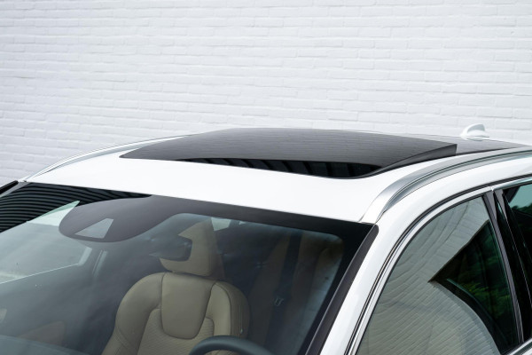 Volvo V60 2.0 T6 Recharge AWD Inscription LONG RANGE Massage