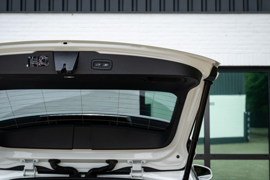 Volvo V60 2.0 T6 Recharge AWD Inscription LONG RANGE Massage