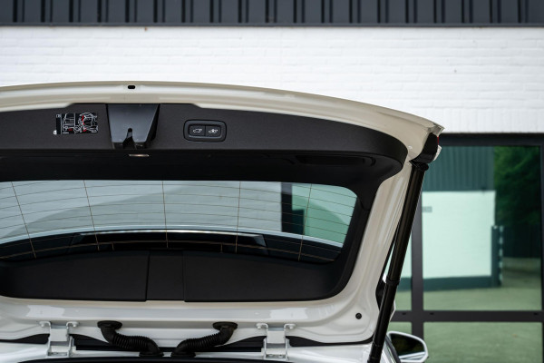 Volvo V60 2.0 T6 Recharge AWD Inscription LONG RANGE Massage