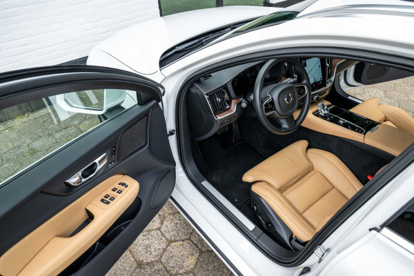 Volvo V60 2.0 T6 Recharge AWD Inscription LONG RANGE Massage