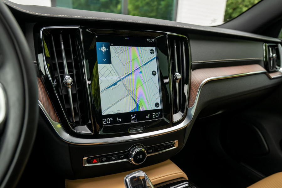 Volvo V60 2.0 T6 Recharge AWD Inscription LONG RANGE Massage
