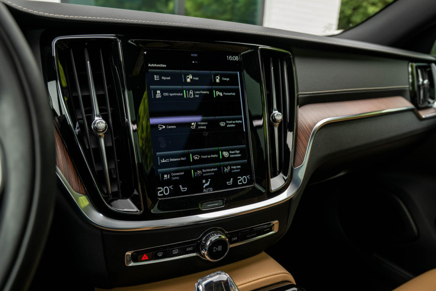 Volvo V60 2.0 T6 Recharge AWD Inscription LONG RANGE Massage