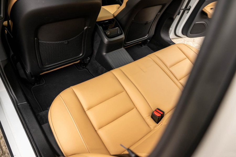 Volvo V60 2.0 T6 Recharge AWD Inscription LONG RANGE Massage