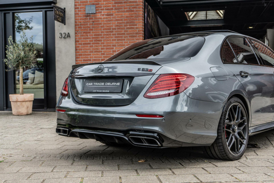 Mercedes-Benz E-Klasse AMG 63 S 4MATIC+ Pano / Burmester / HUD