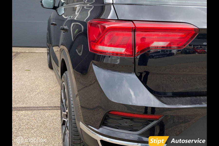 Volkswagen T-Roc 1.5 TSI Sport/Carplay/stuurver/ACC