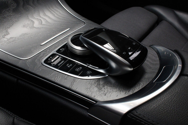 Mercedes-Benz C-Klasse 180 Navi Leer Camera Schuif-kanteldak PTS LM velgen Climate C. Cruise C.