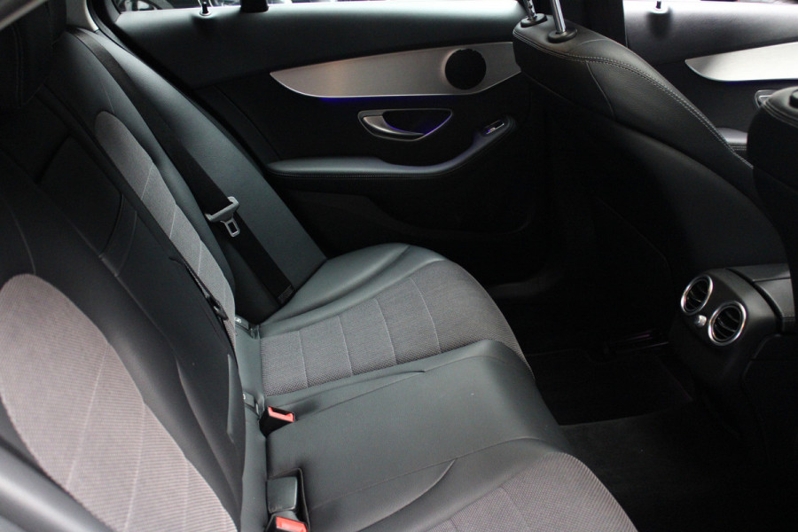 Mercedes-Benz C-Klasse 180 Navi Leer Camera Schuif-kanteldak PTS LM velgen Climate C. Cruise C.