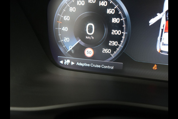 Volvo XC40 T5 Twin Engine Inscription Plug In Hybrid 261pk Thunder Grey Dealer O.H. PHEV | Panodak | Lederen Bekleding | Harman Kardon | Pilot Assist | Apple Carplay | Adaptive Cruise | Navigatie | Camera | DAB | Virtual |