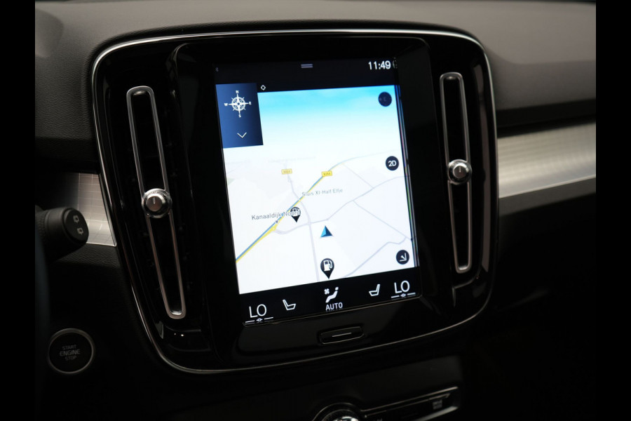 Volvo XC40 T5 Twin Engine Inscription Plug In Hybrid 261pk Thunder Grey Dealer O.H. PHEV | Panodak | Lederen Bekleding | Harman Kardon | Pilot Assist | Apple Carplay | Adaptive Cruise | Navigatie | Camera | DAB | Virtual |