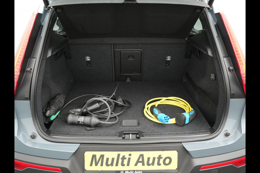 Volvo XC40 T5 Twin Engine Inscription Plug In Hybrid 261pk Thunder Grey Dealer O.H. PHEV | Panodak | Lederen Bekleding | Harman Kardon | Pilot Assist | Apple Carplay | Adaptive Cruise | Navigatie | Camera | DAB | Virtual |