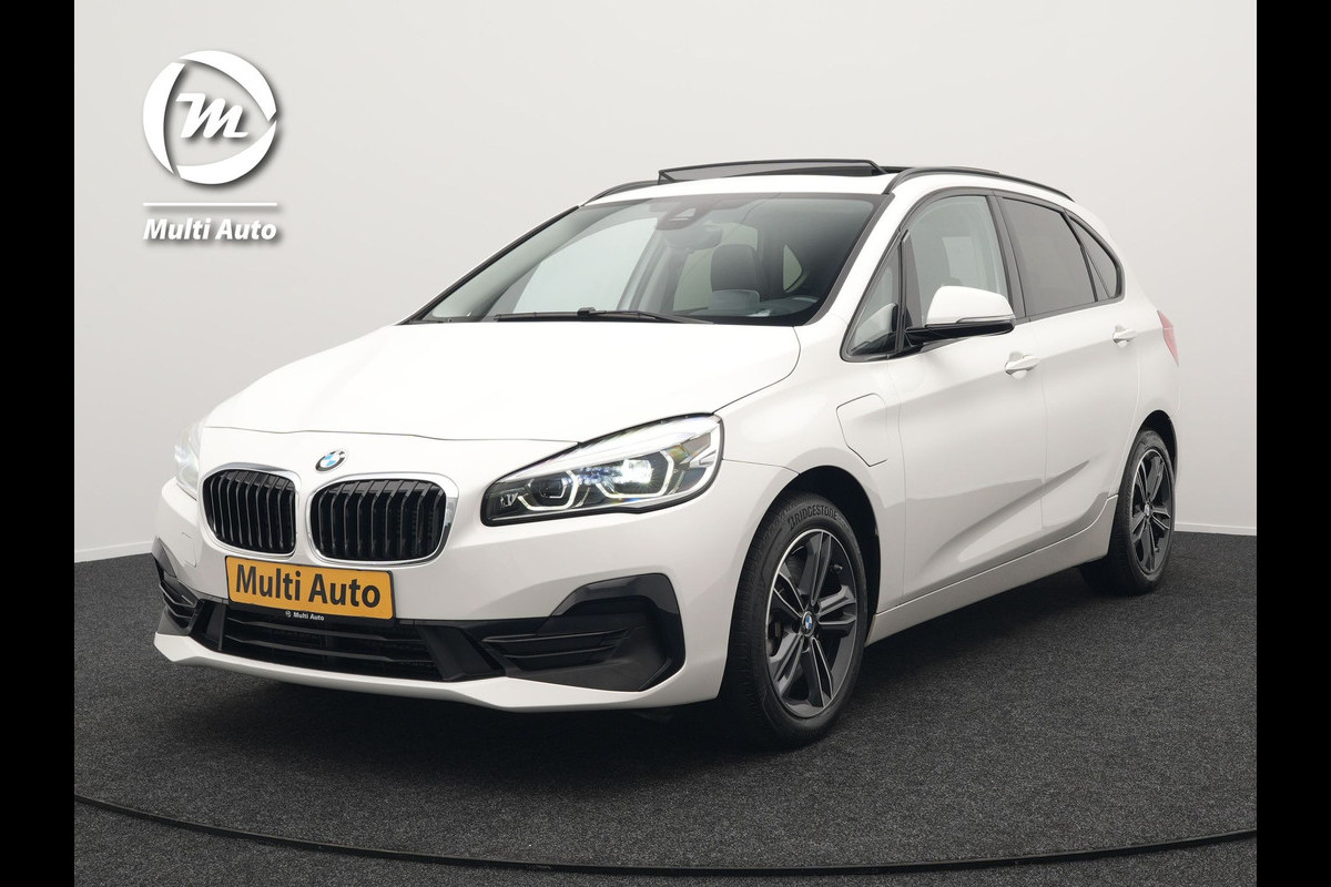 BMW 2 Serie Active Tourer 225xe iPerformance Sportline Plug In Hybrid 225pk Dealer O.H. PHEV | Panodak | Sportstoelen Memory | Adaptive Cruise | Harman Kardon | Sfeerverlichting Head Up | Navigatie | Apple Carplay | Camera | DAB | BMW 2 Serie Active Tourer 225xe iPerformance Sportline Plug In Hybrid 225pk Dealer O.H. PHEV | Panodak | Sportstoelen Memory | Adaptive Cruise | Harman Kardon | Sfeerverlichting Head Up | Navigatie | Apple Carplay | Camera | DAB |