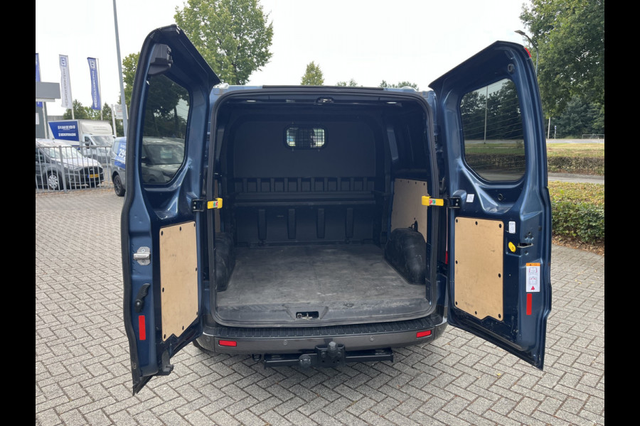 Ford Transit Custom 320 2.0 TDCI L2H1 Active DC 170pk Automaat € 27.950,- excl. btw