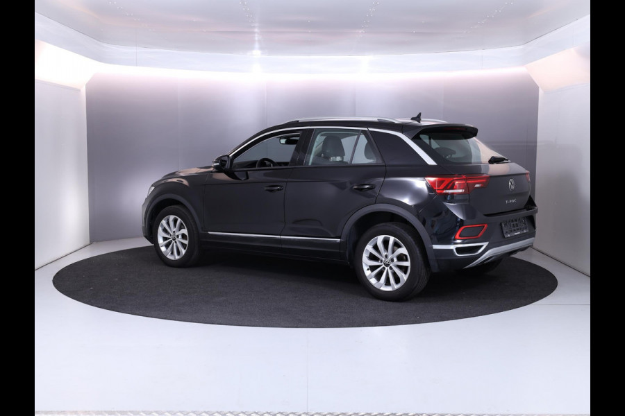 Volkswagen T-Roc 1.5 TSI Style 150 pk Automaat (DSG) | Navigatie via App | Parkeersensoren (Park assist) | Adaptieve cruise control | LED koplampen | Autom. airco | Apple Carplay/Android Auto |