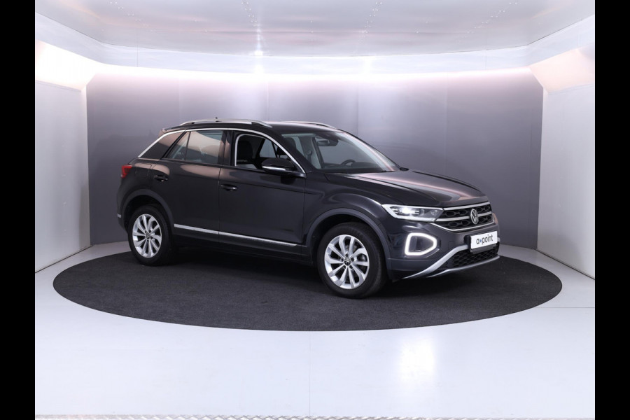 Volkswagen T-Roc 1.5 TSI Style 150 pk Automaat (DSG) | Navigatie via App | Parkeersensoren (Park assist) | Adaptieve cruise control | LED koplampen | Autom. airco | Apple Carplay/Android Auto |