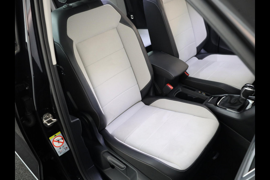 Volkswagen T-Roc 1.5 TSI Style 150 pk Automaat (DSG) | Navigatie via App | Parkeersensoren (Park assist) | Adaptieve cruise control | LED koplampen | Autom. airco | Apple Carplay/Android Auto |