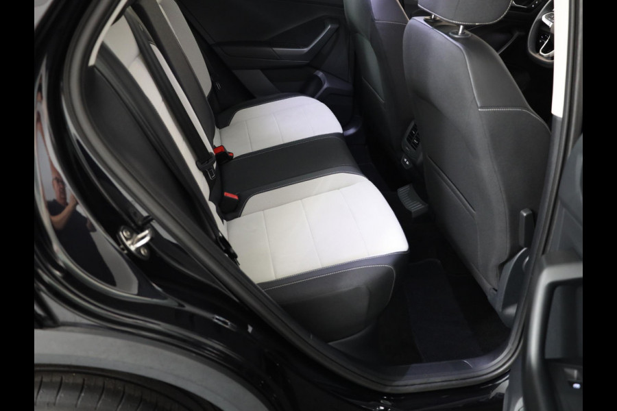 Volkswagen T-Roc 1.5 TSI Style 150 pk Automaat (DSG) | Navigatie via App | Parkeersensoren (Park assist) | Adaptieve cruise control | LED koplampen | Autom. airco | Apple Carplay/Android Auto |