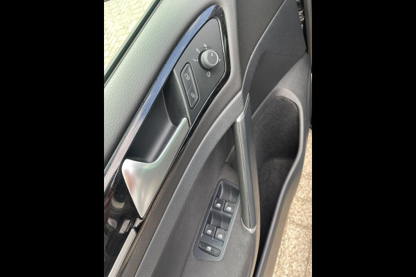 Volkswagen Golf 1.5 TSI Highline