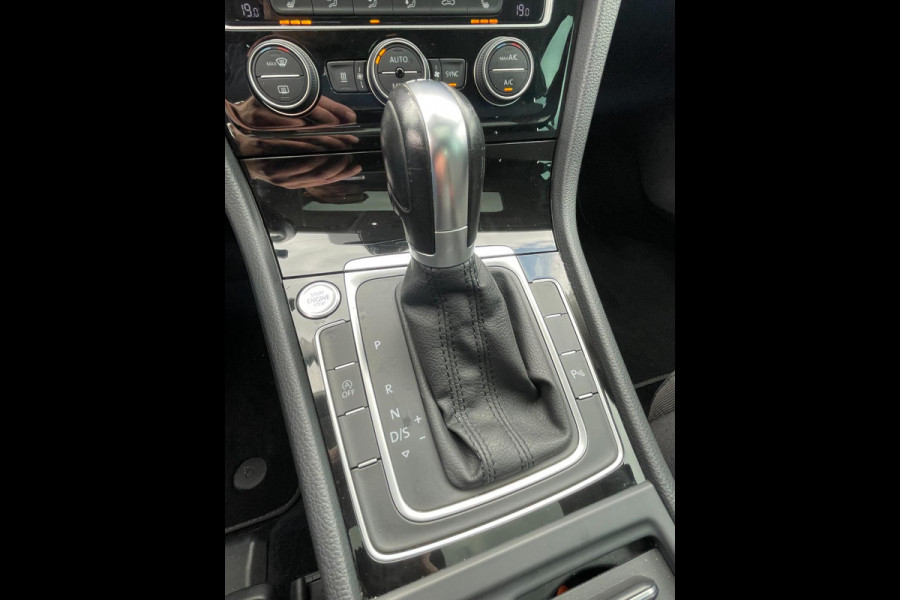 Volkswagen Golf 1.5 TSI Highline