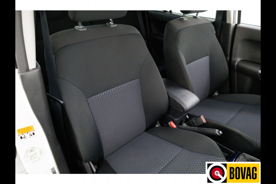 Suzuki Ignis 1.2 Smart 83 PK Hybrid Comfort Cruise-control | Achteruitrijcamera | Stoelverwarming | Trekhaak Navigatie, All-season, Led, App-connect, Airco