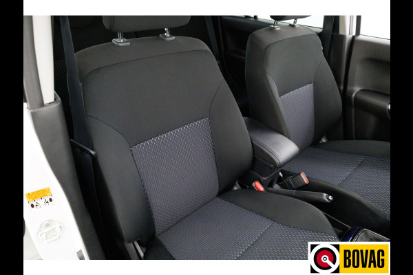 Suzuki Ignis 1.2 Smart 83 PK Hybrid Comfort Cruise-control | Achteruitrijcamera | Stoelverwarming | Trekhaak Navigatie, All-season, Led, App-connect, Airco