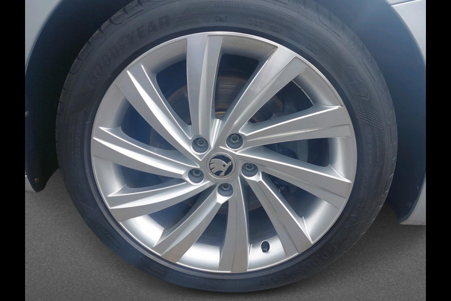 Škoda Octavia Combi 1.4 TSI iV PHEV Business Edition Plus | Panoramadak | Canton Audio | stoelverwarming | adaptive cruise control |