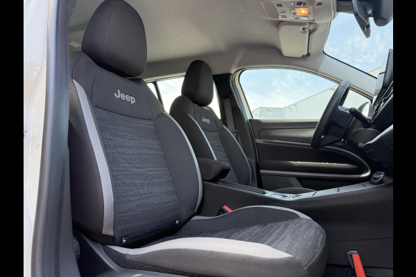Jeep Avenger Longitude 54 kWh | Navi | Carplay | Stoelverwarming |