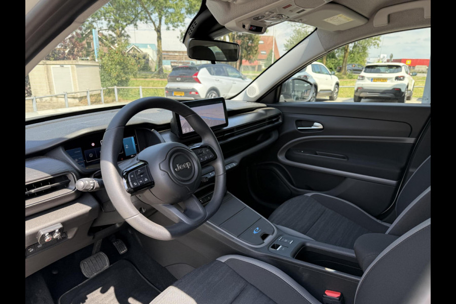 Jeep Avenger Longitude 54 kWh Aut. | Navi | Carplay | Stoelverwarming |