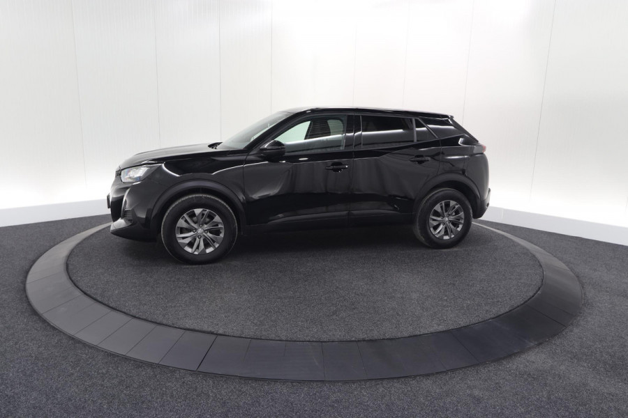 Peugeot 2008 PureTech 130 EAT8 Active Pack | Parkeersensoren | Apple CarPlay | Climate Control | Stoelverwarming