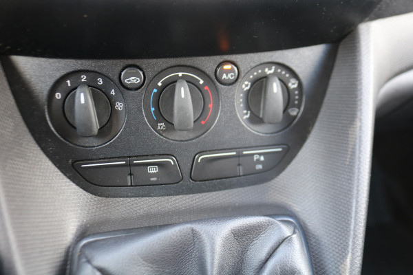 Ford Transit Connect 1.5 TDCI 100pk Euro 6 L2 Trend Airco BTW/BPM Vrij Marge