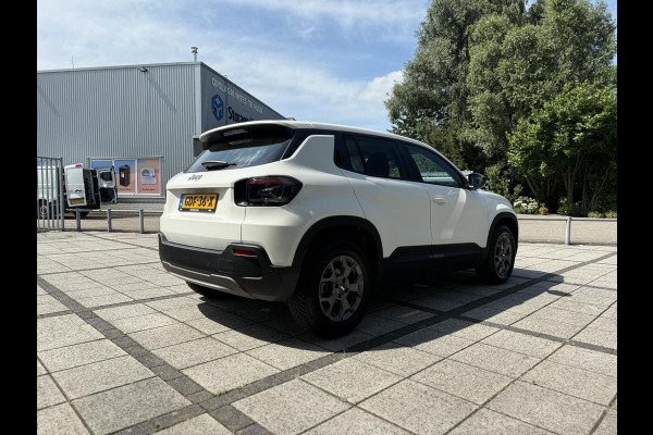 Jeep Avenger Altitude 54 kWh | Navi | Carplay | Stoelverwarming |