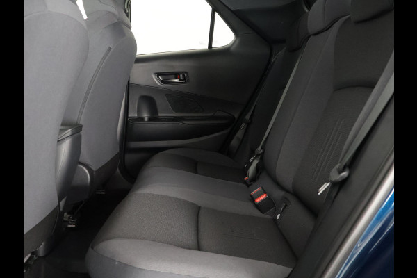 Toyota C-HR 2.0 Plug-in Hybrid 220 Dynamic | Stuur- & Stoelverwarming | Parkeersensoren | Apple Carplay & AndroidAUTO | Navigatie