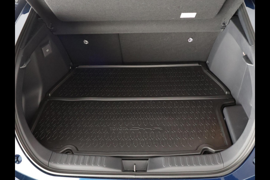 Toyota C-HR 2.0 Plug-in Hybrid 220 Dynamic | Stuur- & Stoelverwarming | Parkeersensoren | Apple Carplay & AndroidAUTO | Navigatie