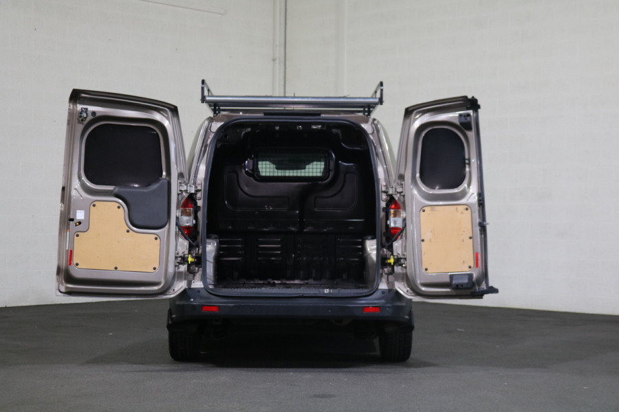 Ford Transit Courier 1.5 TDCI 100pk Euro 6 Limited Airco Navigatie BPM Vrij