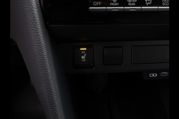 Toyota Yaris Cross 1.5 Hybr 130 Dynamic | Nieuw! | Stoel/ Stuurverwarming |