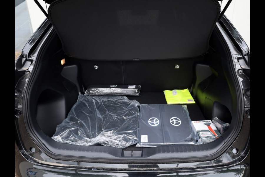 Toyota Yaris Cross 1.5 Hybr 130 Dynamic | Nieuw! | Stoel/ Stuurverwarming |