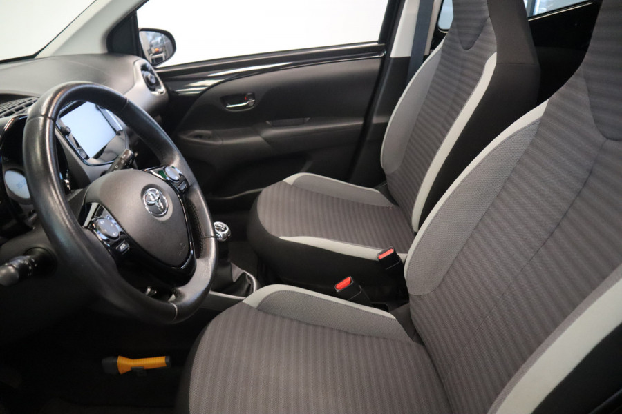 Toyota Aygo 1.0 VVT-i x-play limited Cabrio Carplay
