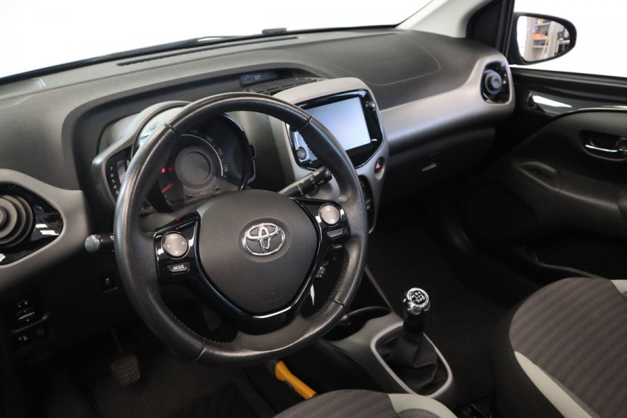 Toyota Aygo 1.0 VVT-i x-play limited Cabrio Carplay