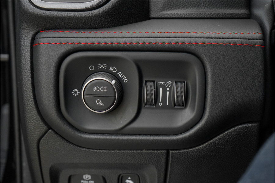 Dodge Ram 1500 6.2 V8 TRX Crew Cab BTW LPG Pano H/K Trekhaak