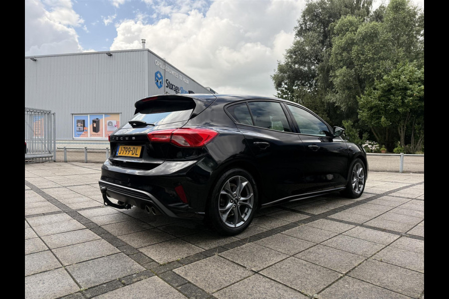 Ford Focus 1.0 EcoBoost ST Line Business | Navi | Trekhaak | Carplay |