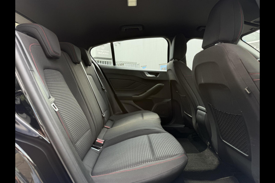 Ford Focus 1.0 EcoBoost ST Line Business | Navi | Trekhaak | Carplay |