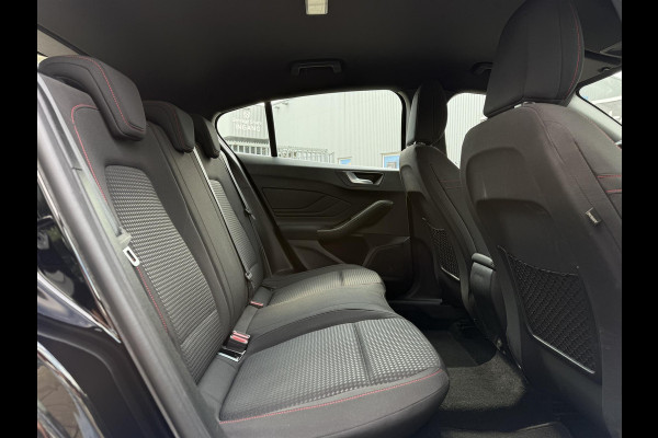 Ford Focus 1.0 EcoBoost ST Line Business | Navi | Trekhaak | Carplay |