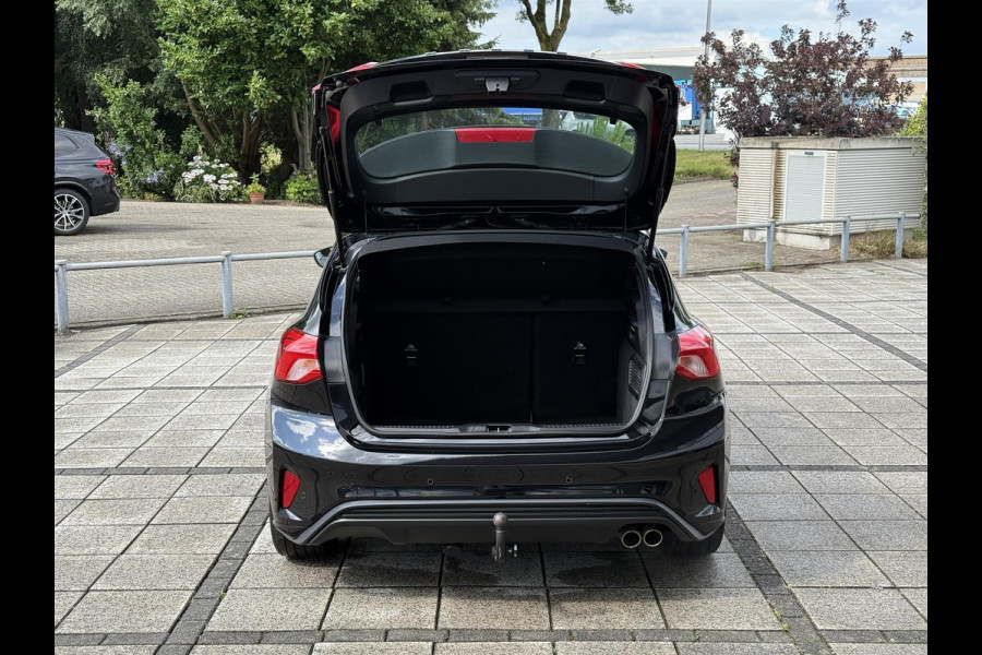 Ford Focus 1.0 EcoBoost ST Line Business | Navi | Trekhaak | Carplay |
