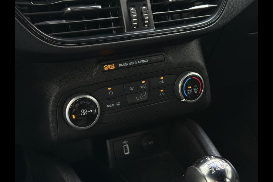 Ford Focus 1.0 EcoBoost ST Line Business | Navi | Trekhaak | Carplay |
