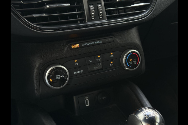 Ford Focus 1.0 EcoBoost ST Line Business | Navi | Trekhaak | Carplay |