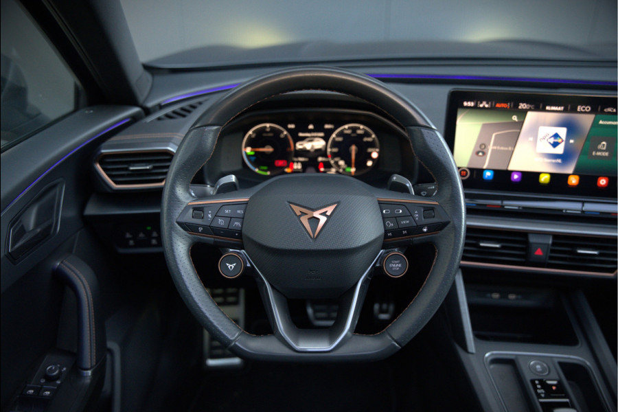 CUPRA Formentor 1.4 e-Hybrid VZ Copper Edition | Mat Grijs | Panoramadak | Memory Seat | Kuipstoelen | 360 Camera | Keyless | Stoelverwarming | Stuurverwarming | Sportstuur | Adaptive Cruise Control | Ambiance Verlichting | Dodehoekdetect