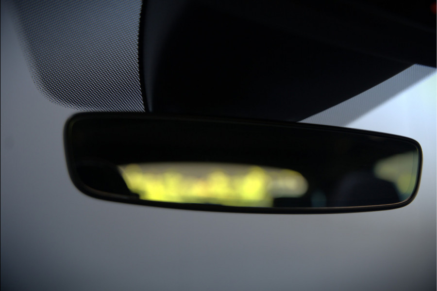 CUPRA Formentor 1.4 e-Hybrid VZ Copper Edition | Mat Grijs | Panoramadak | Memory Seat | Kuipstoelen | 360 Camera | Keyless | Stoelverwarming | Stuurverwarming | Sportstuur | Adaptive Cruise Control | Ambiance Verlichting | Dodehoekdetect
