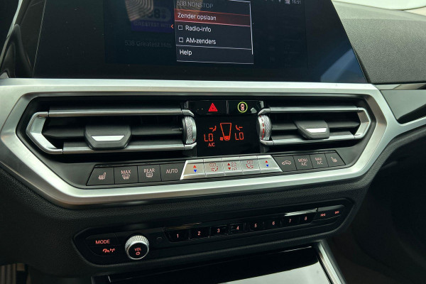 BMW 3 Serie Touring 318i High Executive (Dealer onderH, Navi, StoelV, PDC V+A, Leer, Etc)