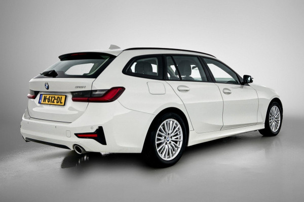BMW 3 Serie Touring 318i High Executive (Dealer onderH, Navi, StoelV, PDC V+A, Leer, Etc)