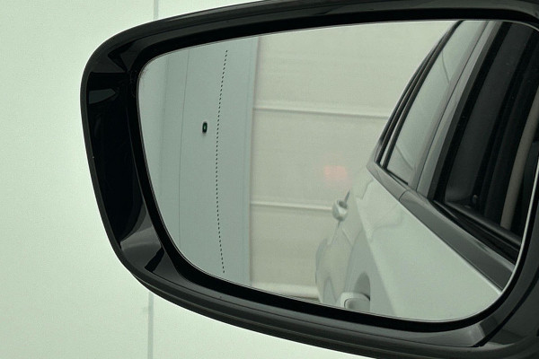 BMW 3 Serie Touring 318i High Executive (Dealer onderH, Navi, StoelV, PDC V+A, Leer, Etc)